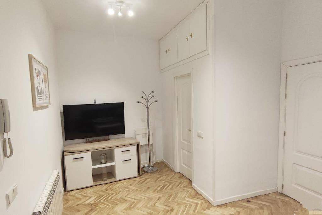 Lovely Apartment In Madrid Center מראה חיצוני תמונה