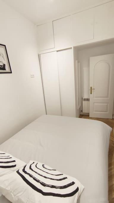 Lovely Apartment In Madrid Center מראה חיצוני תמונה