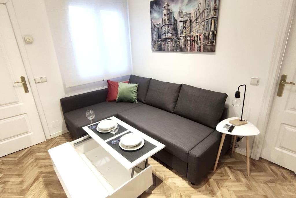 Lovely Apartment In Madrid Center מראה חיצוני תמונה
